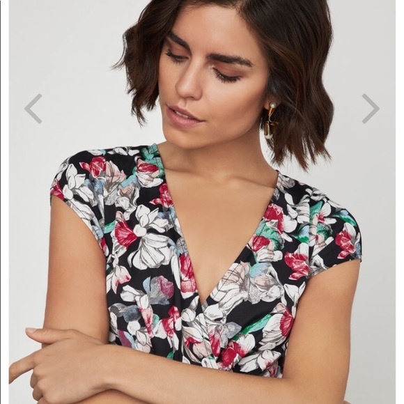 86. BCBGMAXAZRIA Floral Surplice Dress Magnolia - Picture 4 of 10